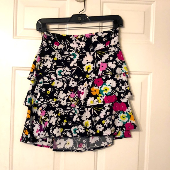 torrid Dresses & Skirts - Torrid floral miniskirt, size 2X.